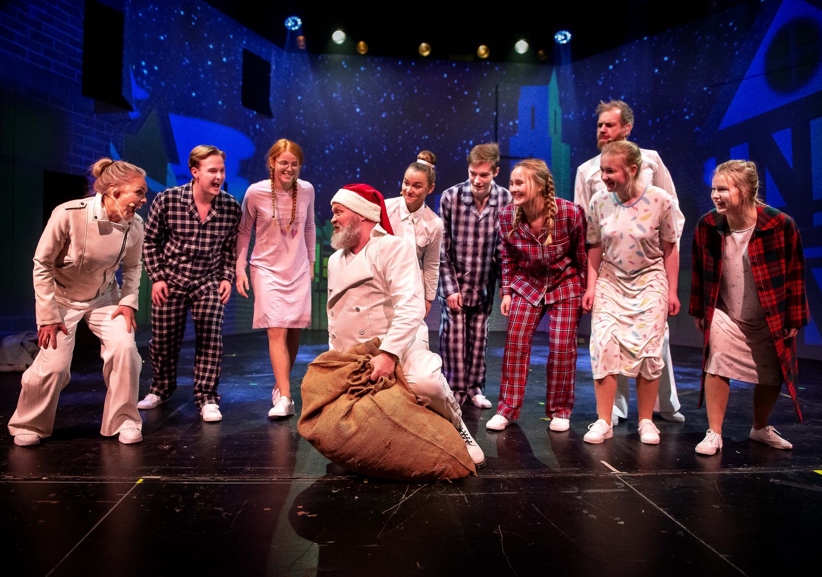 Anmeldelse: This is Christmas, Holbæk Teater