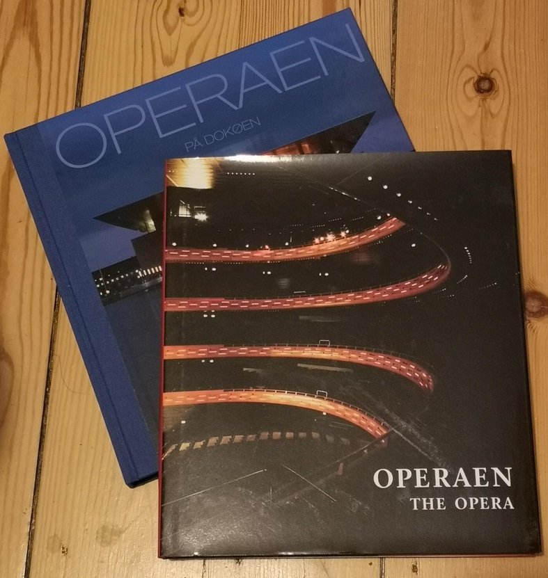 Anmeldelse (bøger): Hornby, Jørstian og Wildfang: Operaen og Anne-Louise Sommer: Operaen på Dokøen