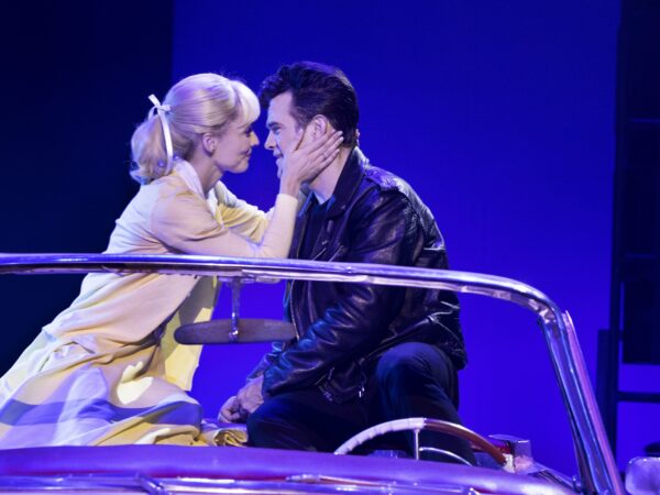 Anmeldelse: Grease – The Musical, Falkoner Salen (One and Only Musicals)