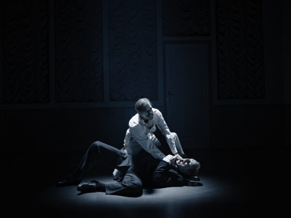 Anmeldelse: Dostojevskij, Aarhus Teater