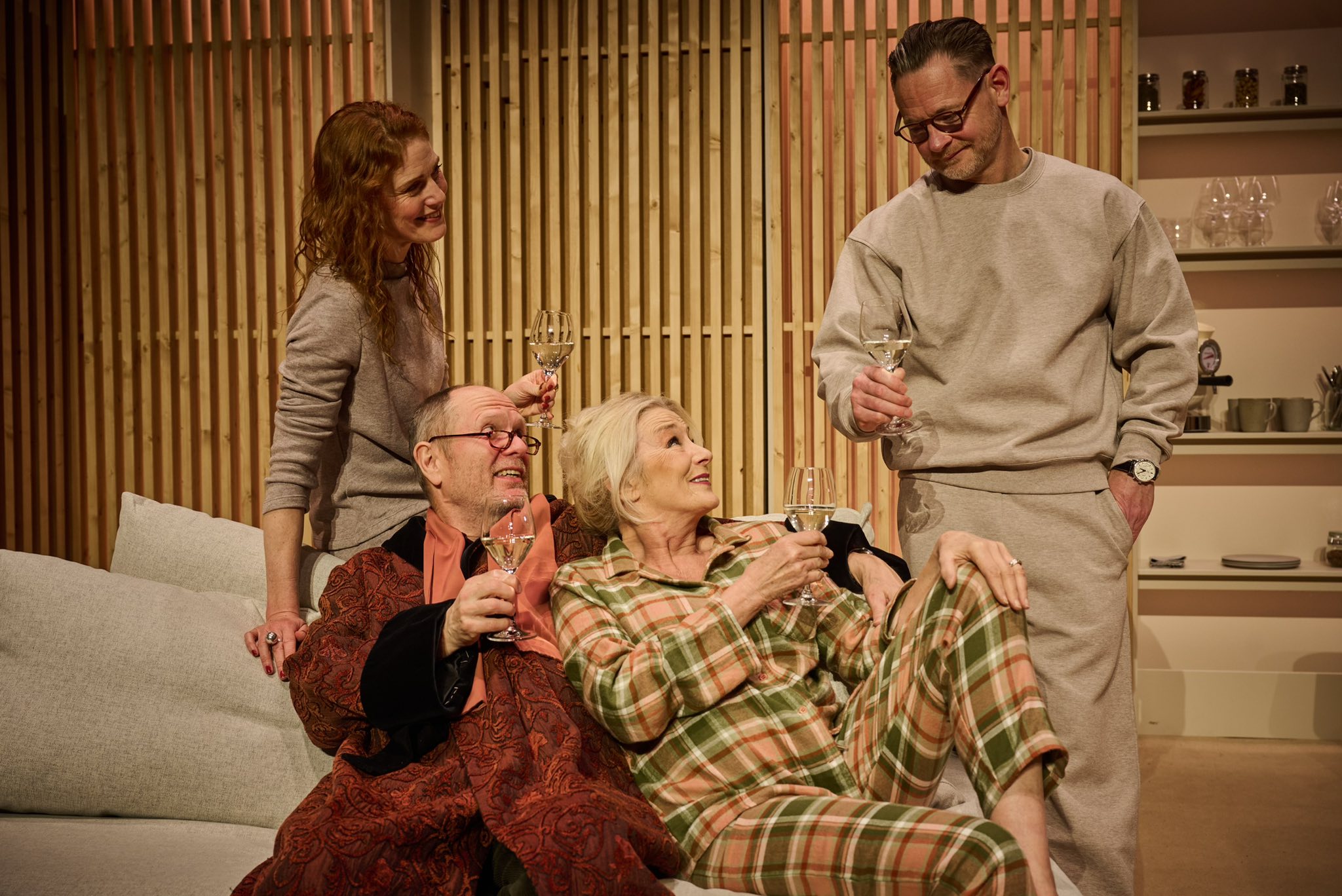 Anmeldelse: Far flytter ind (på turné)