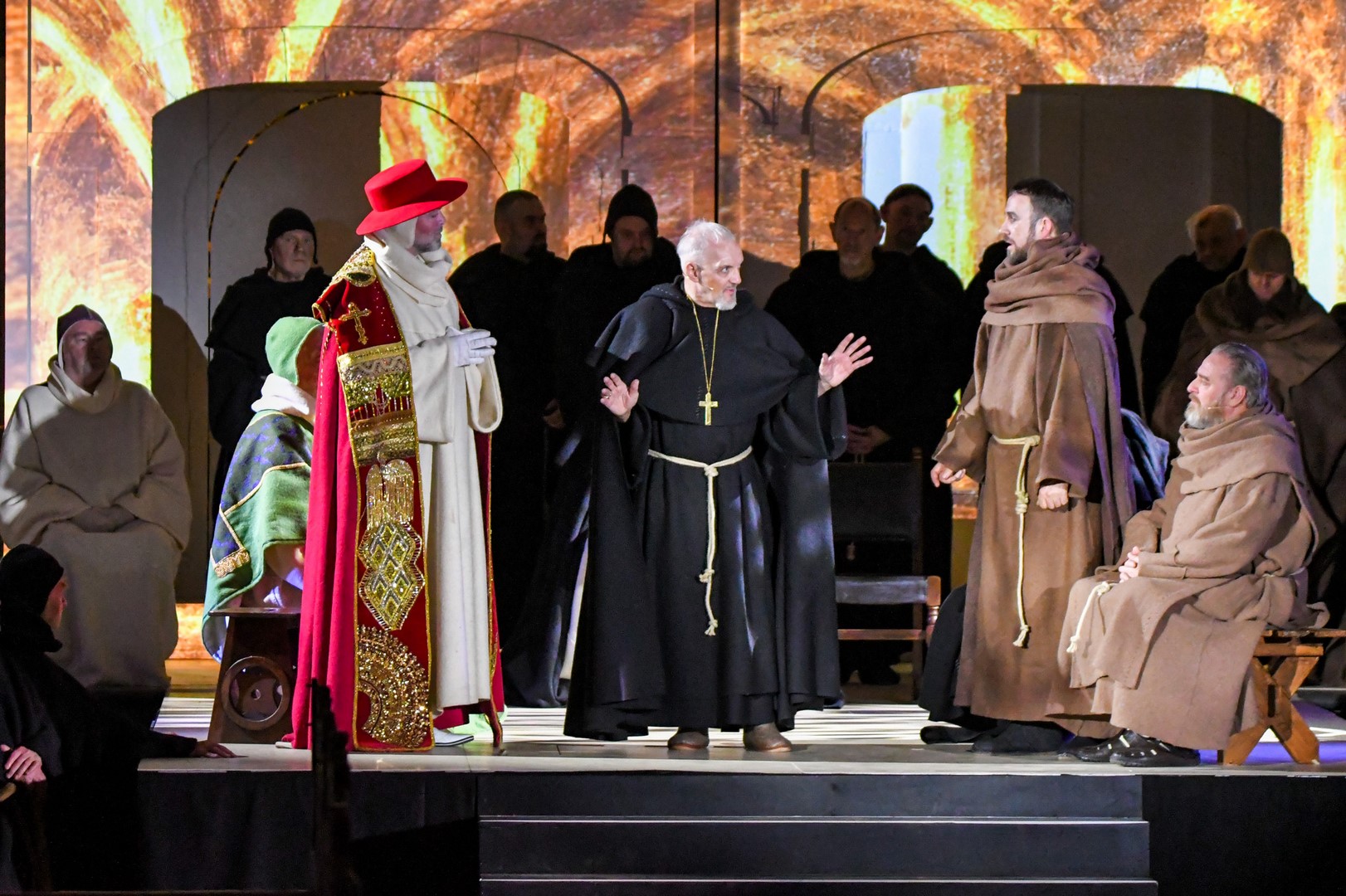 Anmeldelse: Rosens navn, Maribo Domkirke (NørregadeTeatret)