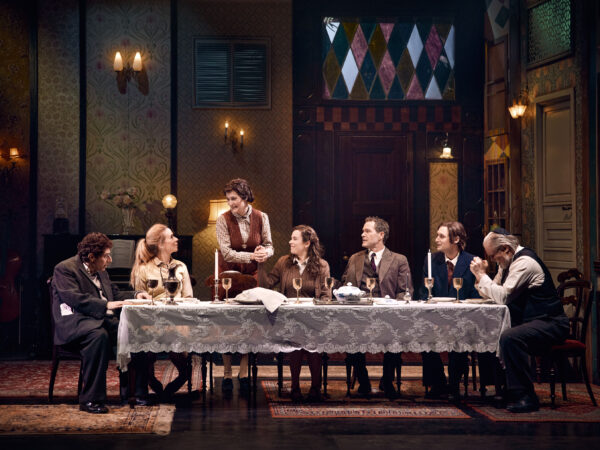 Anmeldelse: Annas sang, Magasinet (Odense Teater og Aveny-T)