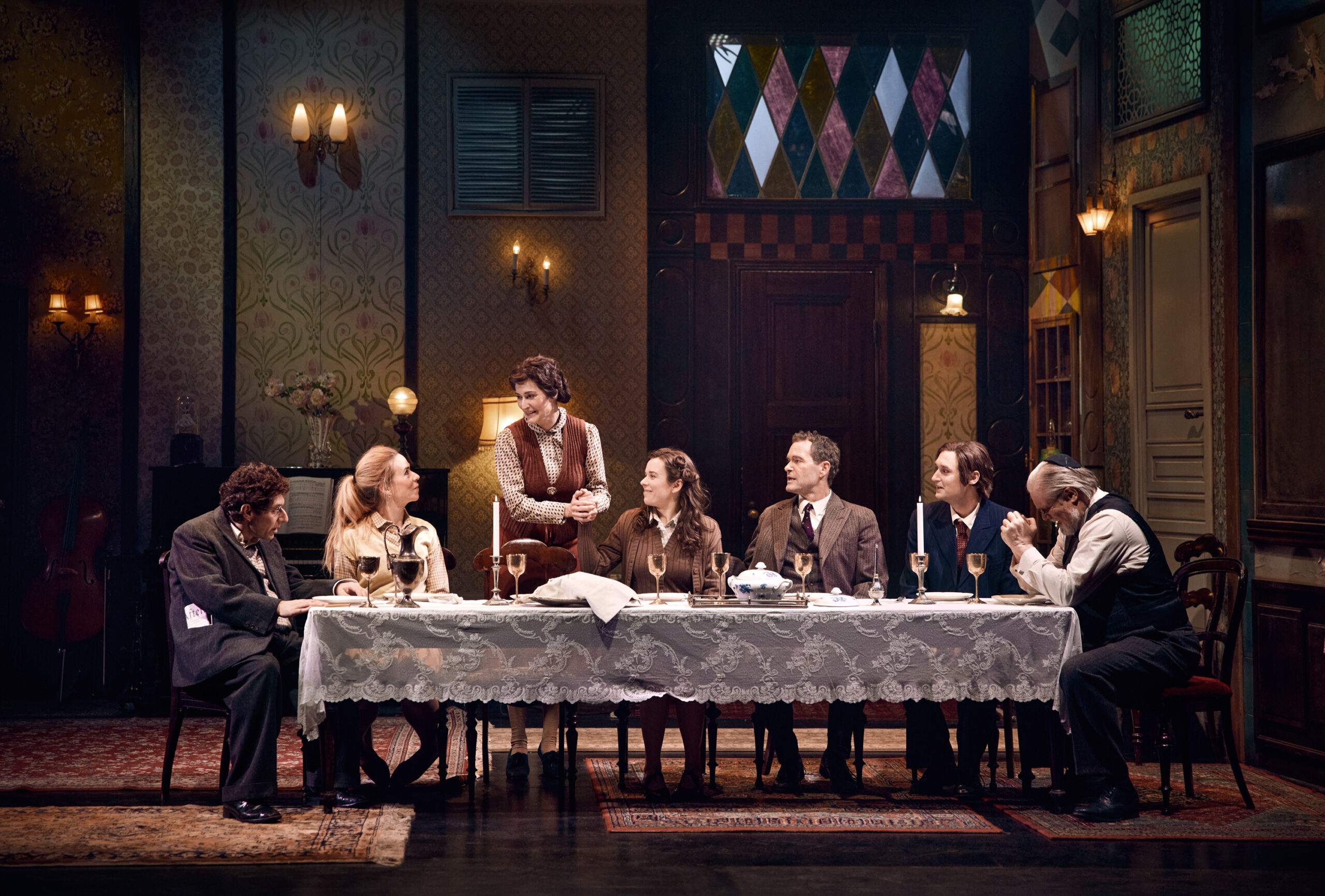 Anmeldelse: Annas sang, Magasinet (Odense Teater og Aveny-T)