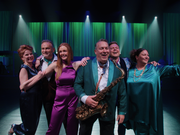 Anmeldelse: Sønderborg Sommer Revy Show 2026, Sønderborg Teater (Sønderborg Sommer Revy Show)