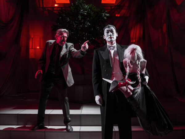 Anmeldelse: FAUST, Betty Nansen Teatret