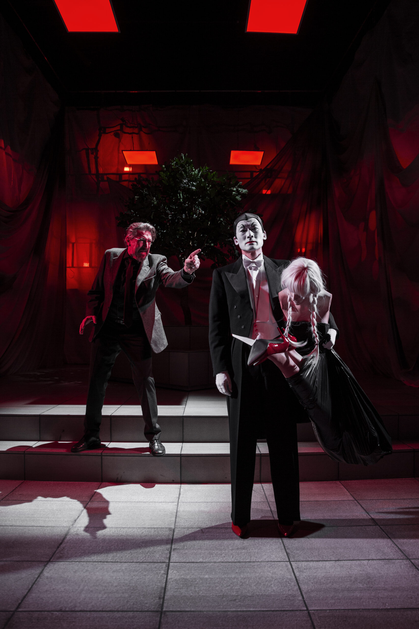 Anmeldelse: FAUST, Betty Nansen Teatret